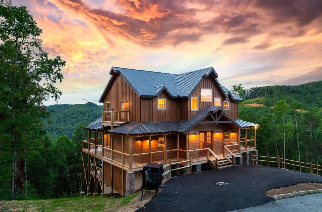 Thunder Mountain Lodge Cabin Севьервилл Экстерьер фото