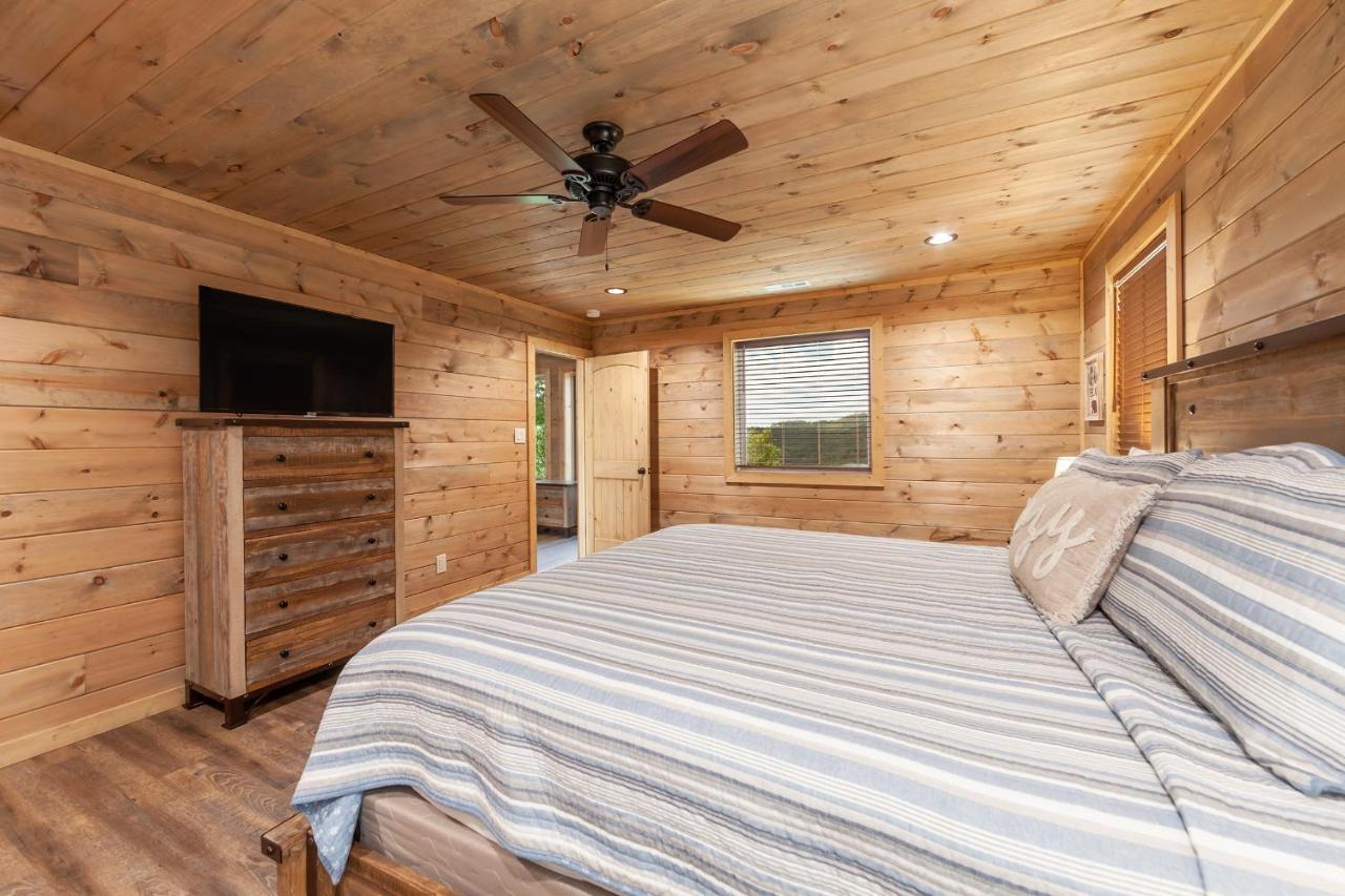 Thunder Mountain Lodge Cabin Севьервилл Экстерьер фото